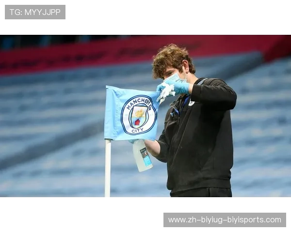 鬓角灰白VS青涩面容：英超教练席上的年龄革命与传承之战